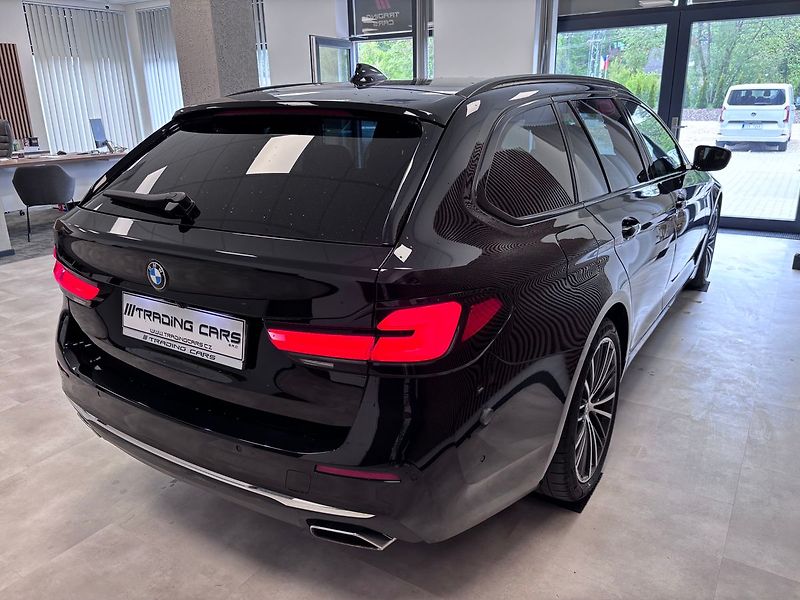 BMW Řada 5 XDRIVE TOURING - fotka 7 z 30