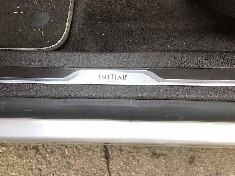 Renault Talisman má naopak dražší benzinový motor.