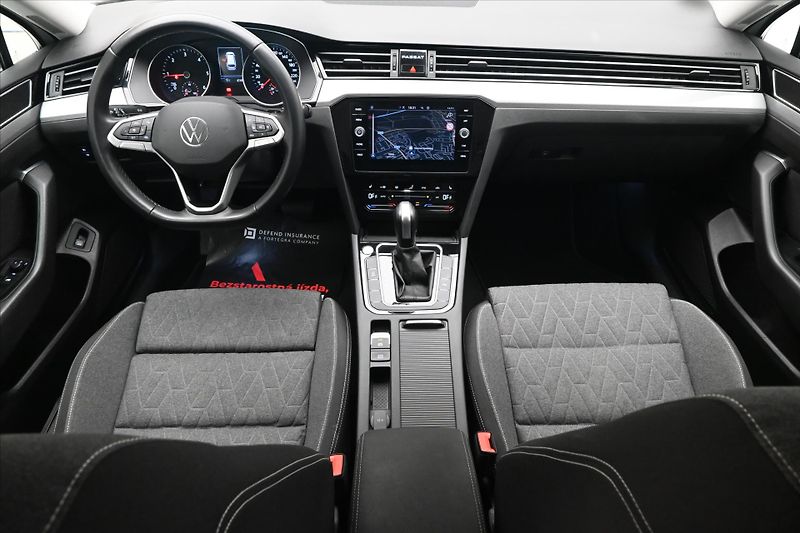 Volkswagen Passat 2,0 TDI 110 kW DSG Business Zá - fotka 15 z 33
