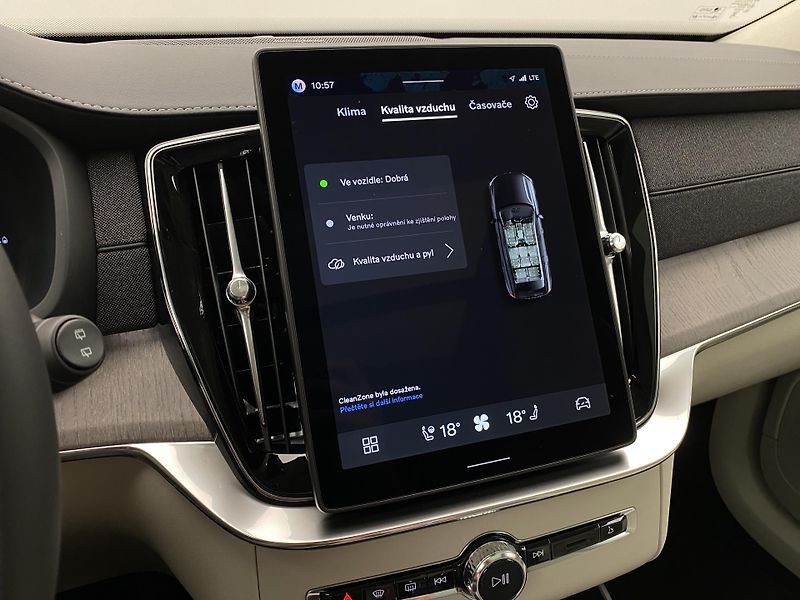 Volvo XC90 (2026) T8 AWD RECHARGE DARK ULTRA - fotka 48 z 79