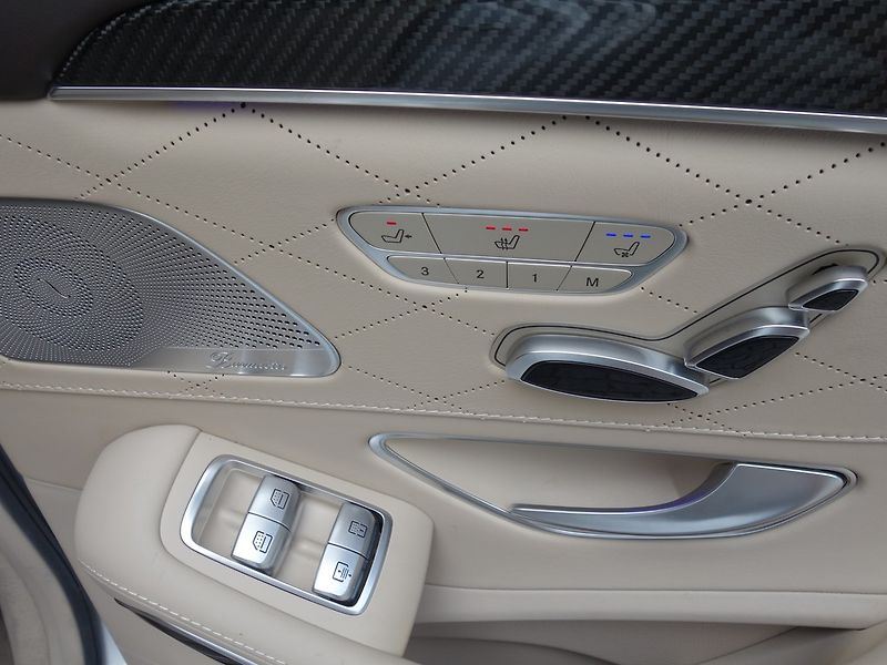 Mercedes-Benz Třídy S (2014) S63*AMG*25000KM!!*CARBON*TOP!! - fotka 47 z 50
