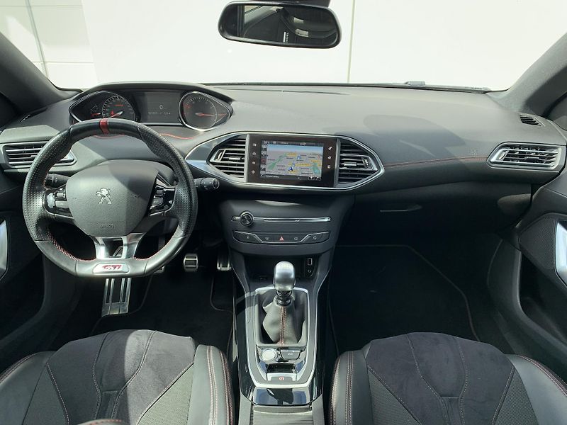 Peugeot 308 GTi 1.6 TURBO 270k MAN6 - fotka 2 z 31