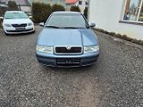 Škoda Octavia (2008) 1.6 MPI Zimáky,TOP - náhled 7