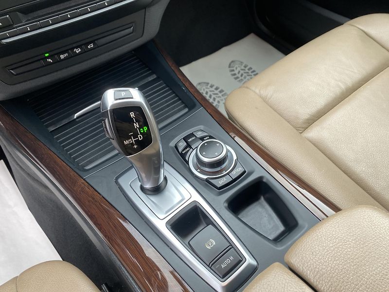BMW X5 3.0TDi 4x4 235PS CZ TOP STAV!! - fotka 164 z 169