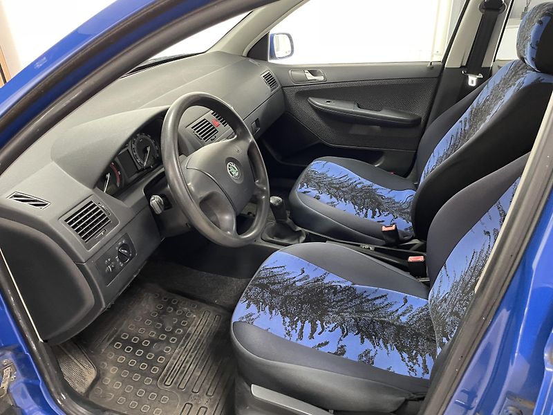 Škoda Fabia 1.2 HTp 47kW REZERVACE  - fotka 19 z 22