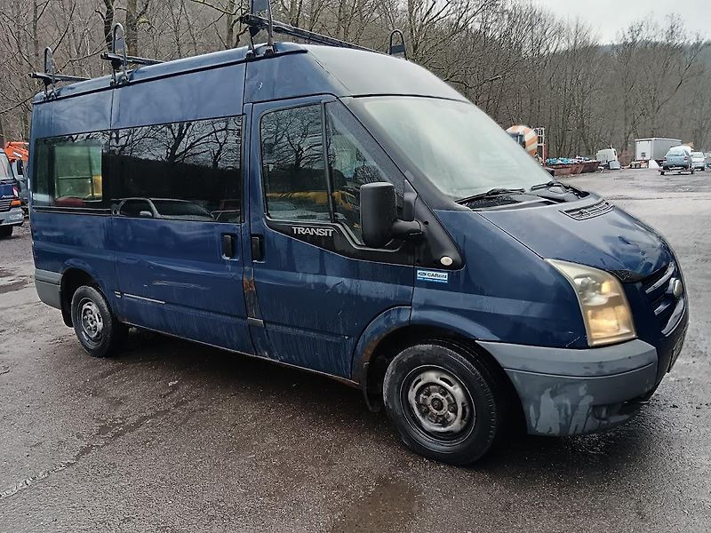 Ford Transit (2009) 300M  85 kw 9 míst odpočet - fotka 3 z 11