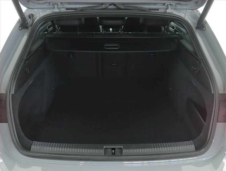 Volkswagen Arteon (2022) R-line 2.0 TDI - fotka 14 z 16