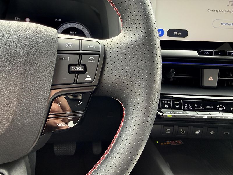 Toyota C-HR 2,0 GR Sport Pre. Edition,4x4 - fotka 14 z 27