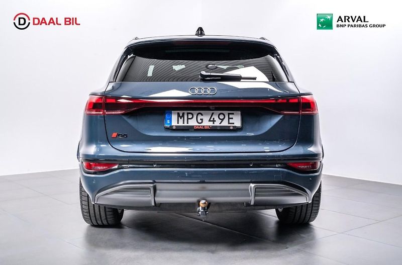 Audi Q6 e-tron Quattro S-line 100kWh Pano - fotka 6 z 24