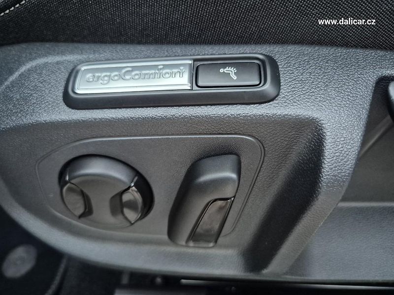 Volkswagen Arteon (2023) 2.0TSi 140KW 22.997km R-Line - fotka 38 z 56
