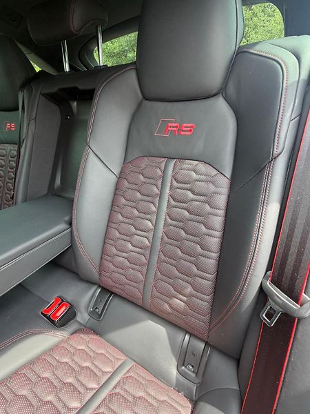 Audi RS 6 (2023) A - fotka 14 z 17