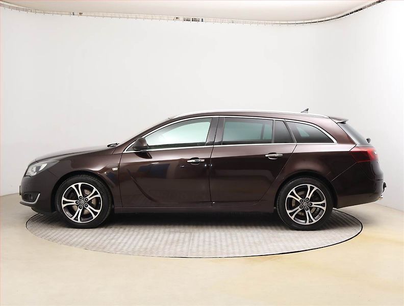 Opel Insignia (2016) Cosmo 2.0 CDTI, 4X4, Automat - fotka 3 z 22
