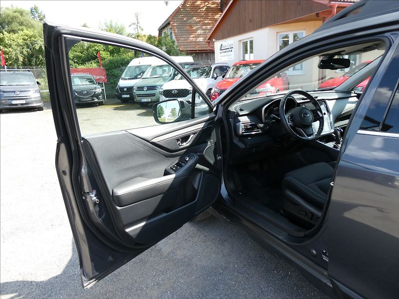 Subaru Outback 2,5 i 124kW AWD ČR,DPH,2x kola - fotka 19 z 46