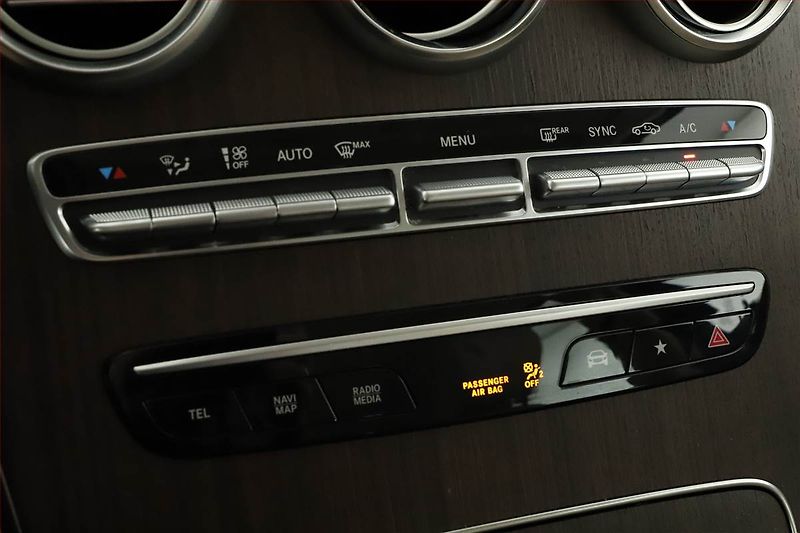 Mercedes-Benz GLC (2019) 220 d 4MATIC - fotka 15 z 19