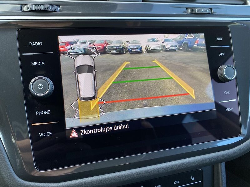 Volkswagen Tiguan Allspace 2,0 TDI 110 kW Elegance DSG - fotka 18 z 29