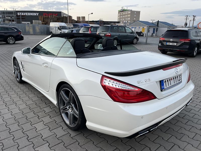 Mercedes-Benz SL (2013) 63 AMG - fotka 16 z 22