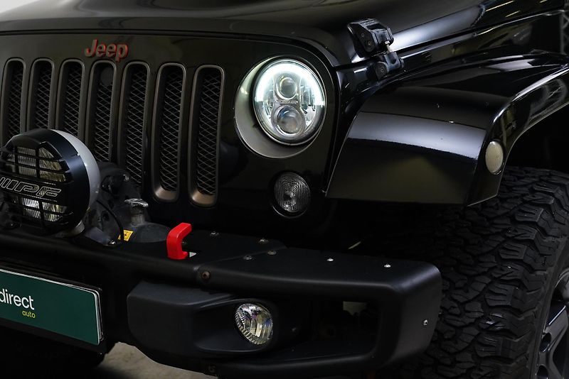 Jeep Wrangler - fotka 9 z 28