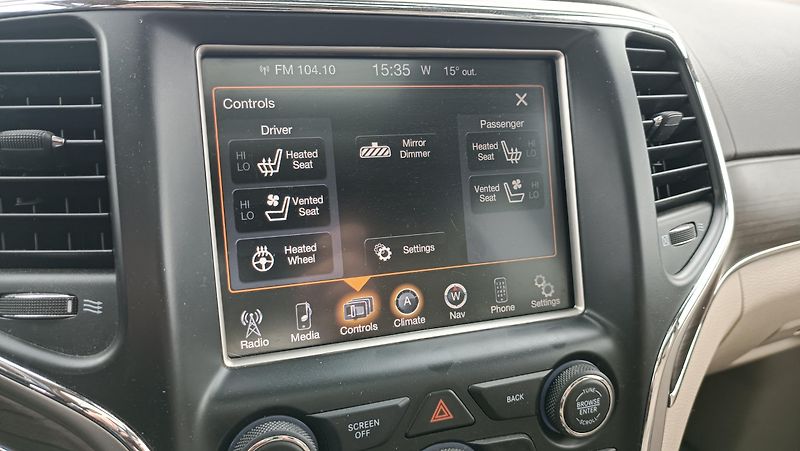 Jeep Grand Cherokee 3,0d Overland Nové v ČR - fotka 32 z 52