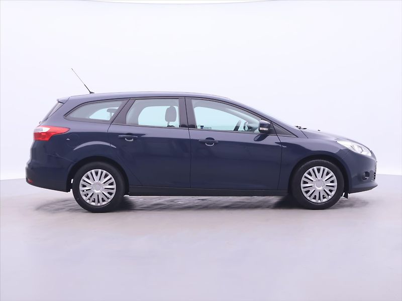 Ford Focus 1,0 EcoBoost 74kW Klima CZ - fotka 8 z 29