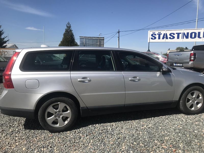 Volvo V70 2.0 D 100 KW,NAVI,STAV,CENA.. - fotka 4 z 14