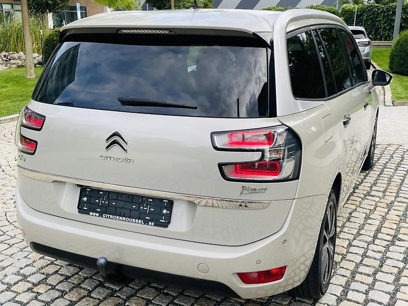 Citroën Grand C4 Picasso 2.0HDi MAN 7MÍST KAMERA TAŽNÉ - fotka 14 z 45