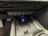 Toyota C-HR 2.0 Plug - in Hybrid ( 220k ) - náhled 32