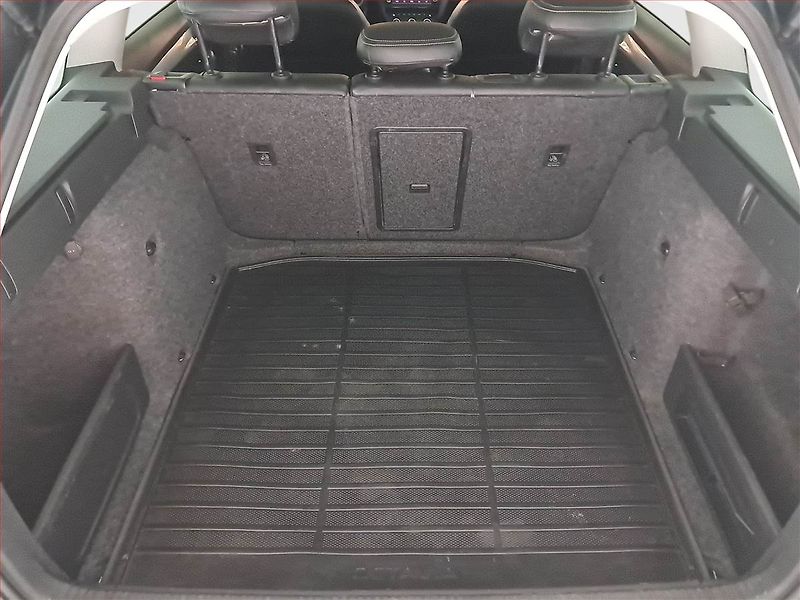 Škoda Octavia (2014) Greenline 1.6 TDI, Navi - fotka 14 z 16
