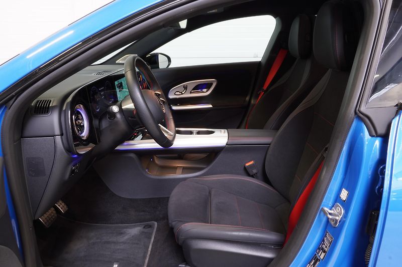 Mercedes-Benz CLA 3504matic,AMG,Superscreen,Tažn - fotka 18 z 40
