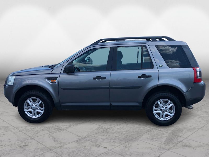 Land Rover Freelander A 2.2 TD4 - fotka 3 z 27