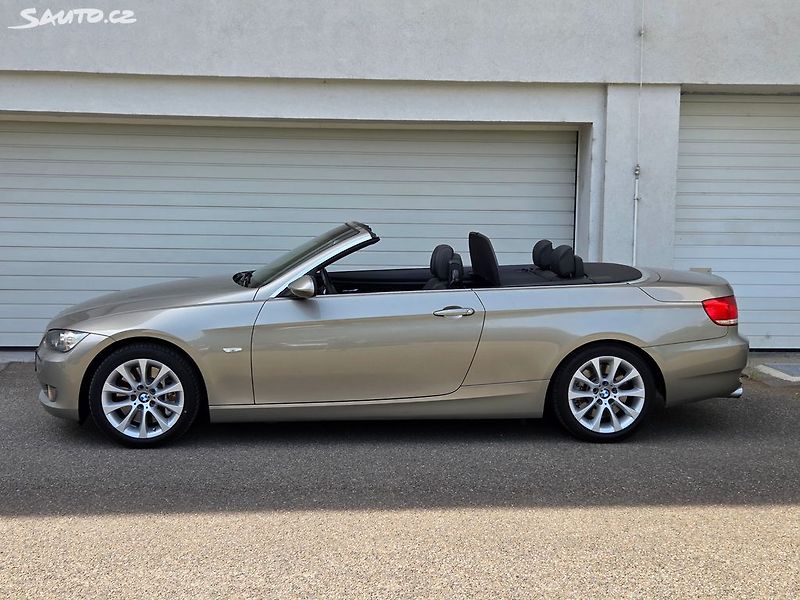 BMW Řada 3 (2009) 330i 200Kw Aut Kabrio 60t.km - fotka 5 z 49