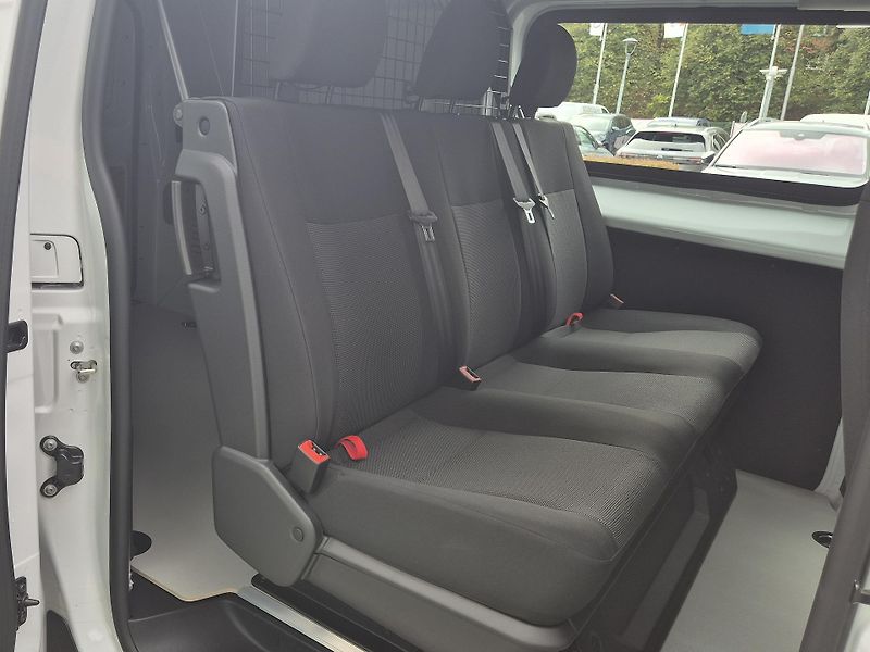 Fiat Scudo (2026) 2,2 MTJ 150k MT6 Polokombi Fle - fotka 10 z 11