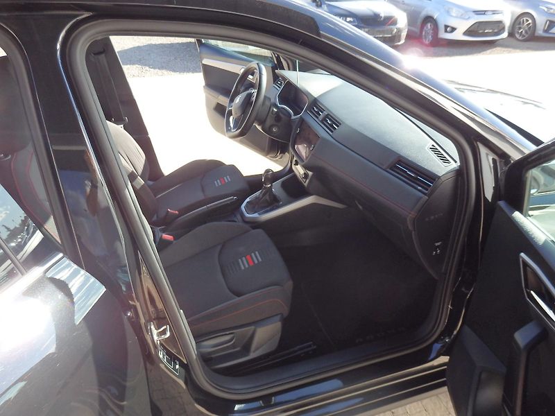 Seat Arona FR 1.0 TSI 85 kW NAVIGACE - fotka 10 z 20