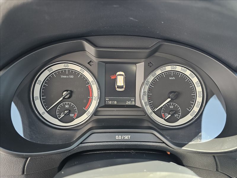 Škoda Octavia III 1,4TSi 110KW Ambition - fotka 15 z 44