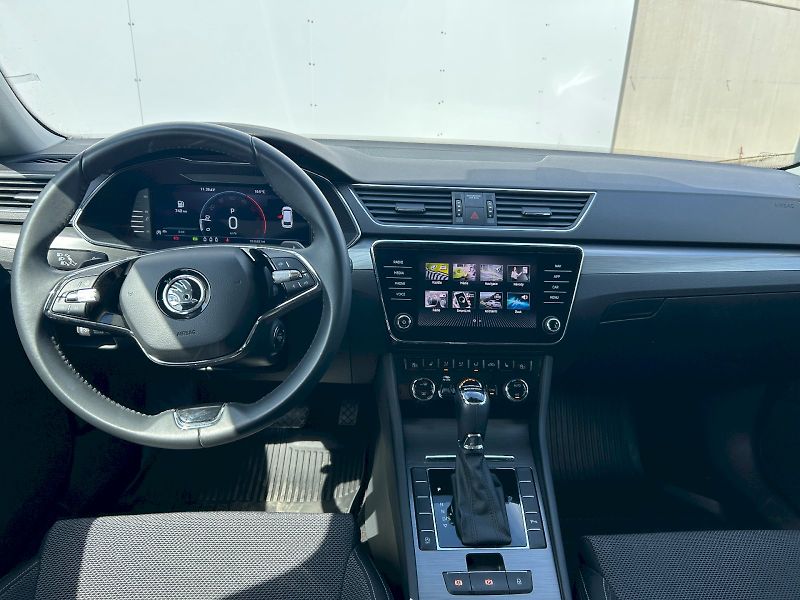 Škoda Superb (2023) Combi Style 2,0 TDI 110 kW 7-s - fotka 5 z 30