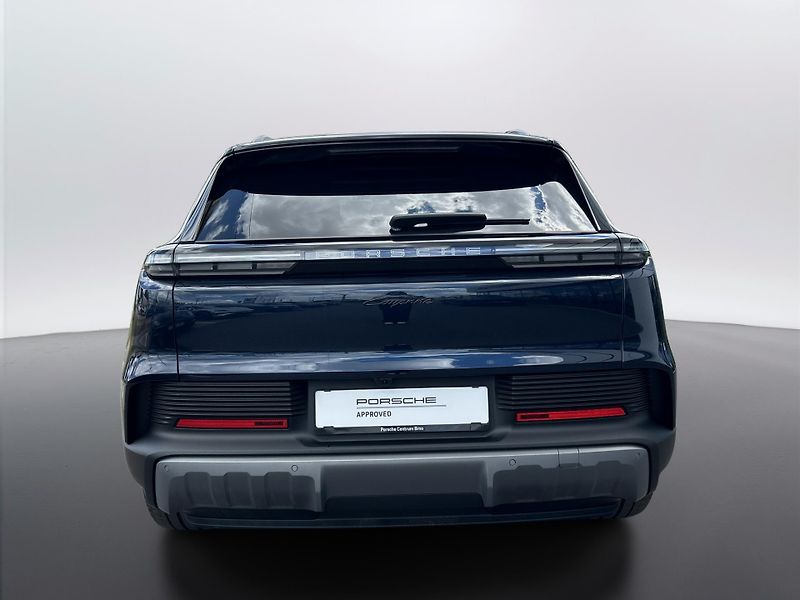 Porsche Cayenne Electric - fotka 4 z 30