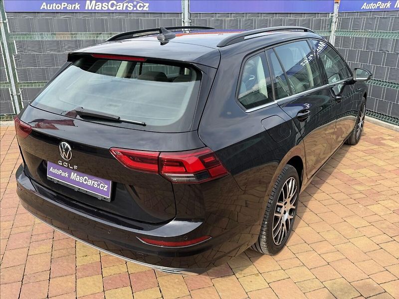 Volkswagen Golf VIII 2.0 TDI Style/Full Led/We - fotka 6 z 20