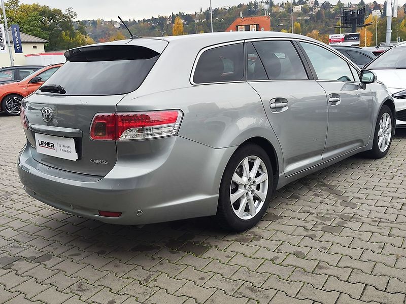 Toyota Avensis 2.2 D-4D/110kW Původ ČR. - fotka 5 z 27