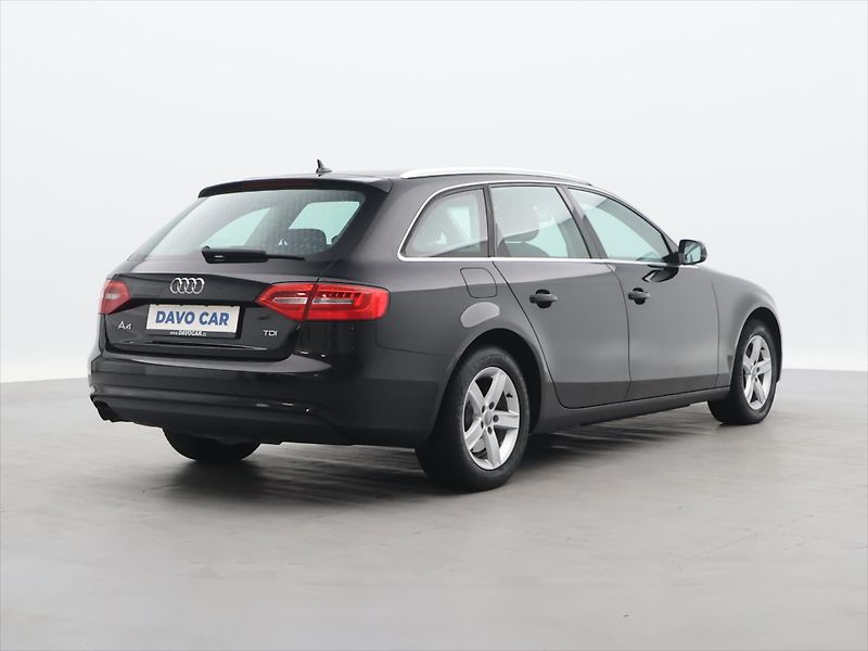 Audi A4 2,0 TDI 105kW Aut. 1.Maj. - fotka 7 z 27