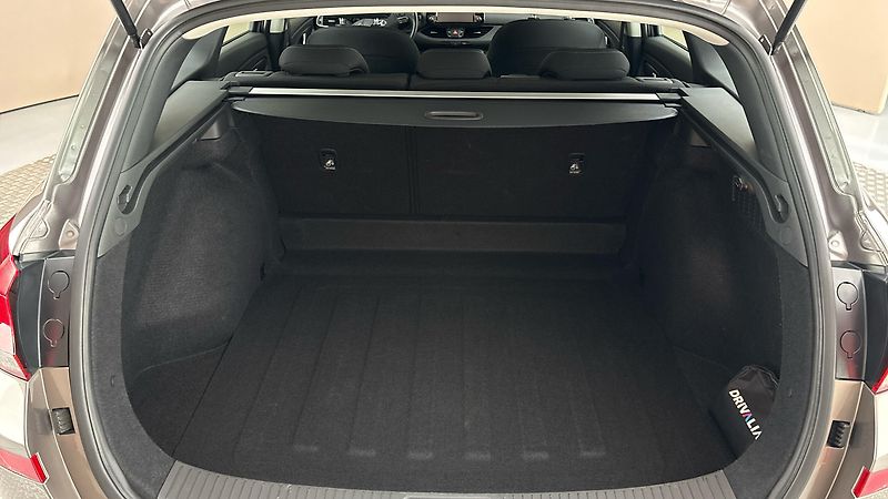 Hyundai i30 1.0 T-GDI Comfort Kombi - fotka 17 z 22