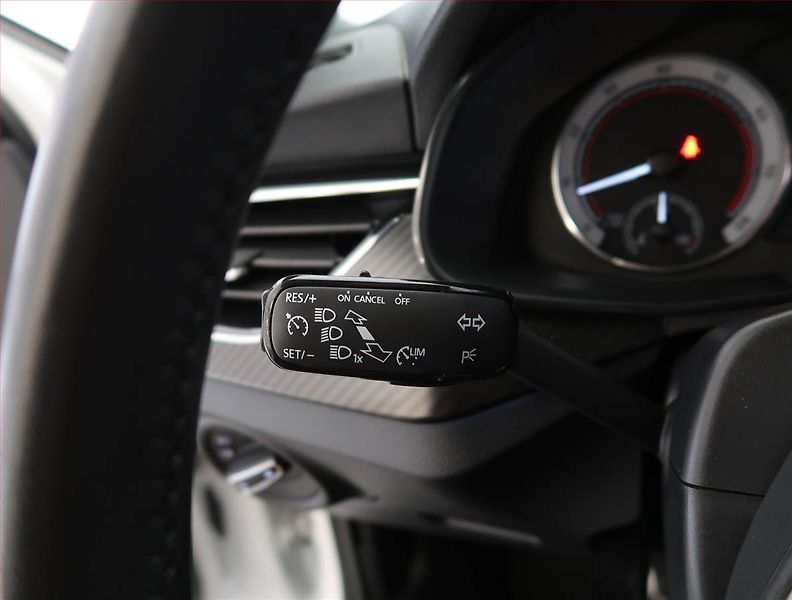 Škoda Kamiq (2023) Monte Carlo 1.5 TSI - fotka 22 z 26