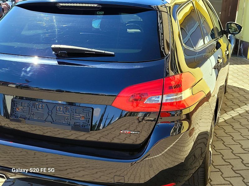 Peugeot 308 eHDi GT Line*SERV.KNIHA ROZVOD - fotka 12 z 45