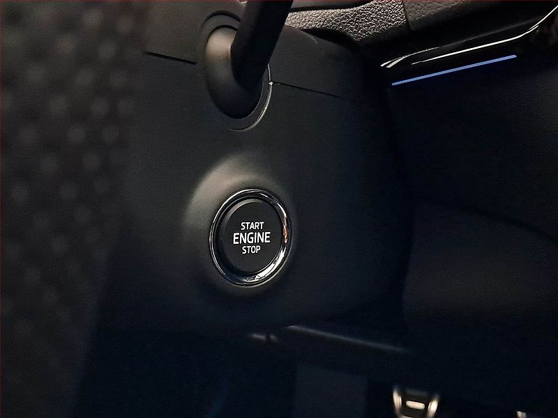 Škoda Karoq (2024) Sportline 1.5 TSI - fotka 21 z 21