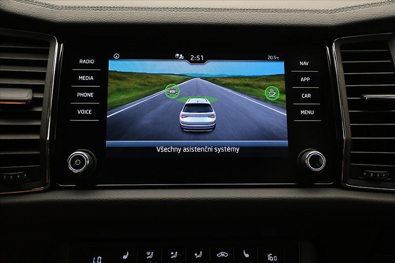 Škoda Kodiaq 2,0 TDI 110 kW DSG TAŽNÉ ZAŘÍZ - fotka 19 z 31