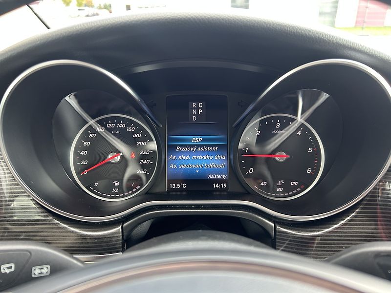 Mercedes-Benz Třídy V V 220d WEBASTO - fotka 15 z 28