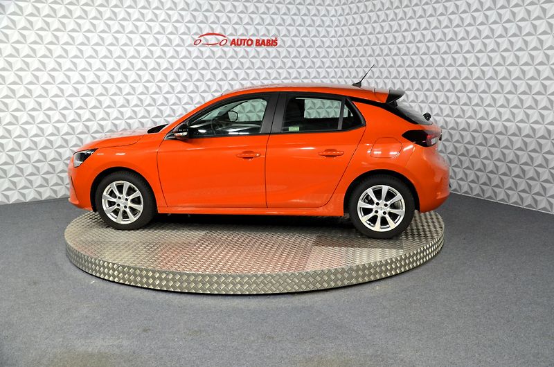 Opel Corsa (2023) 1.2 75 Edition 5d - fotka 8 z 17