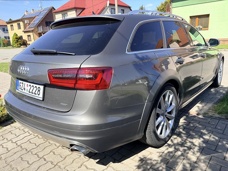Audi A6 Allroad 3.0 BiTDi 235KW QUATTRO - fotka 4 z 48