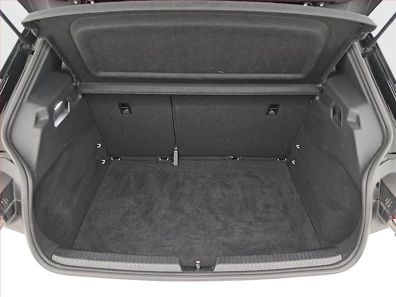 Volkswagen ID.3 (2021) Pro Perf. (62 kWh), SoH 94% - fotka 14 z 21