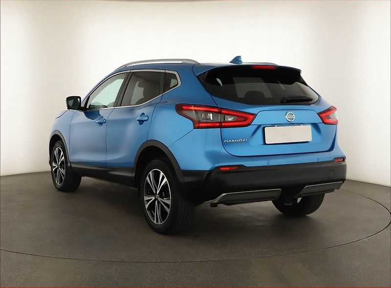 Nissan Qashqai (2018) 1.2 DIG-T, Navi, Tempomat - fotka 4 z 26
