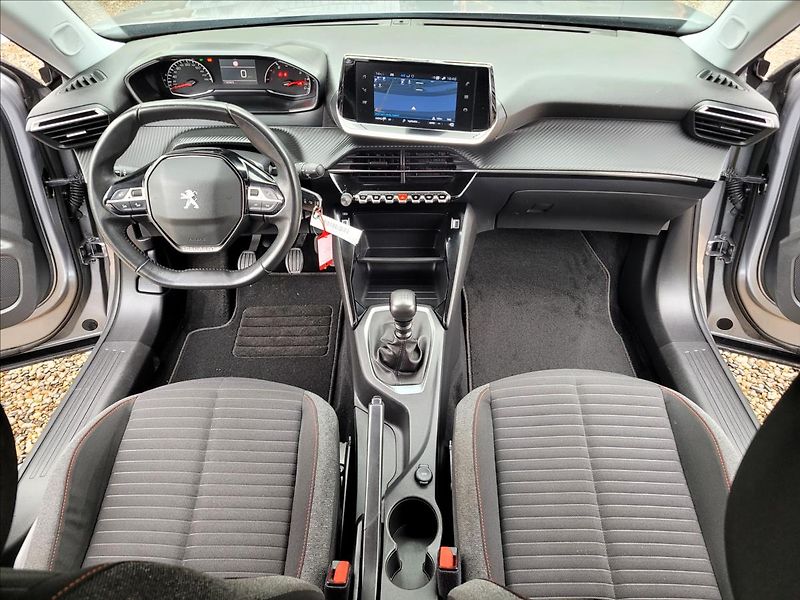 Peugeot 2008 1,5 HDI,navi,digiklima,alu, - fotka 19 z 50