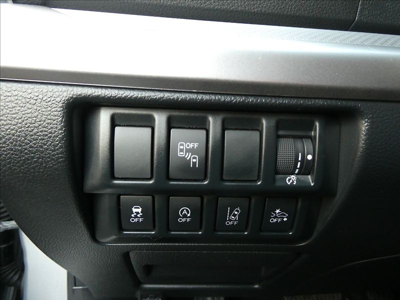 Subaru Outback 2,5 i 129kV 4WD,1.maj,serviska - fotka 34 z 51